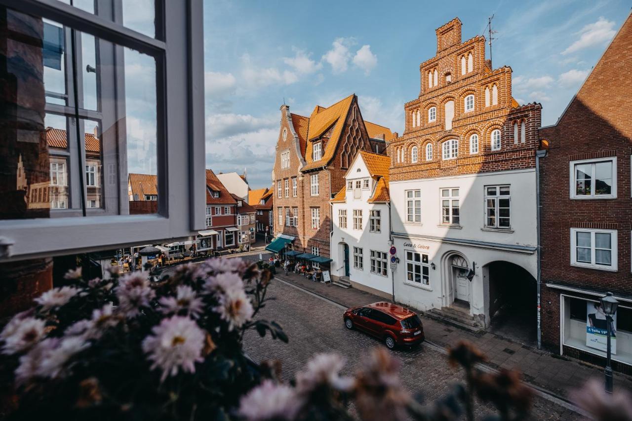 Hotel Zum Heidkrug & Cafe Lil Lüneburg Exteriör bild